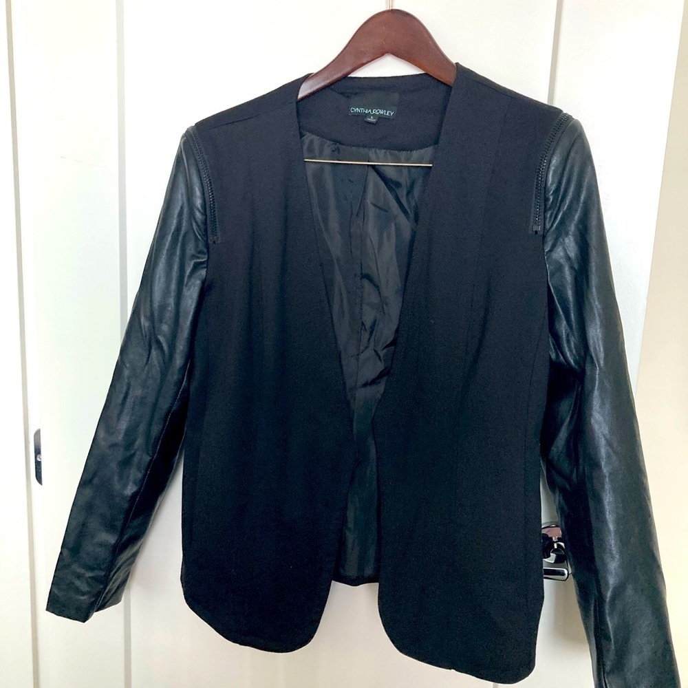 CYNTHIA ROWLEY Sz L Fabric Vegan Leather Accent Sleeves Jacket Blazer